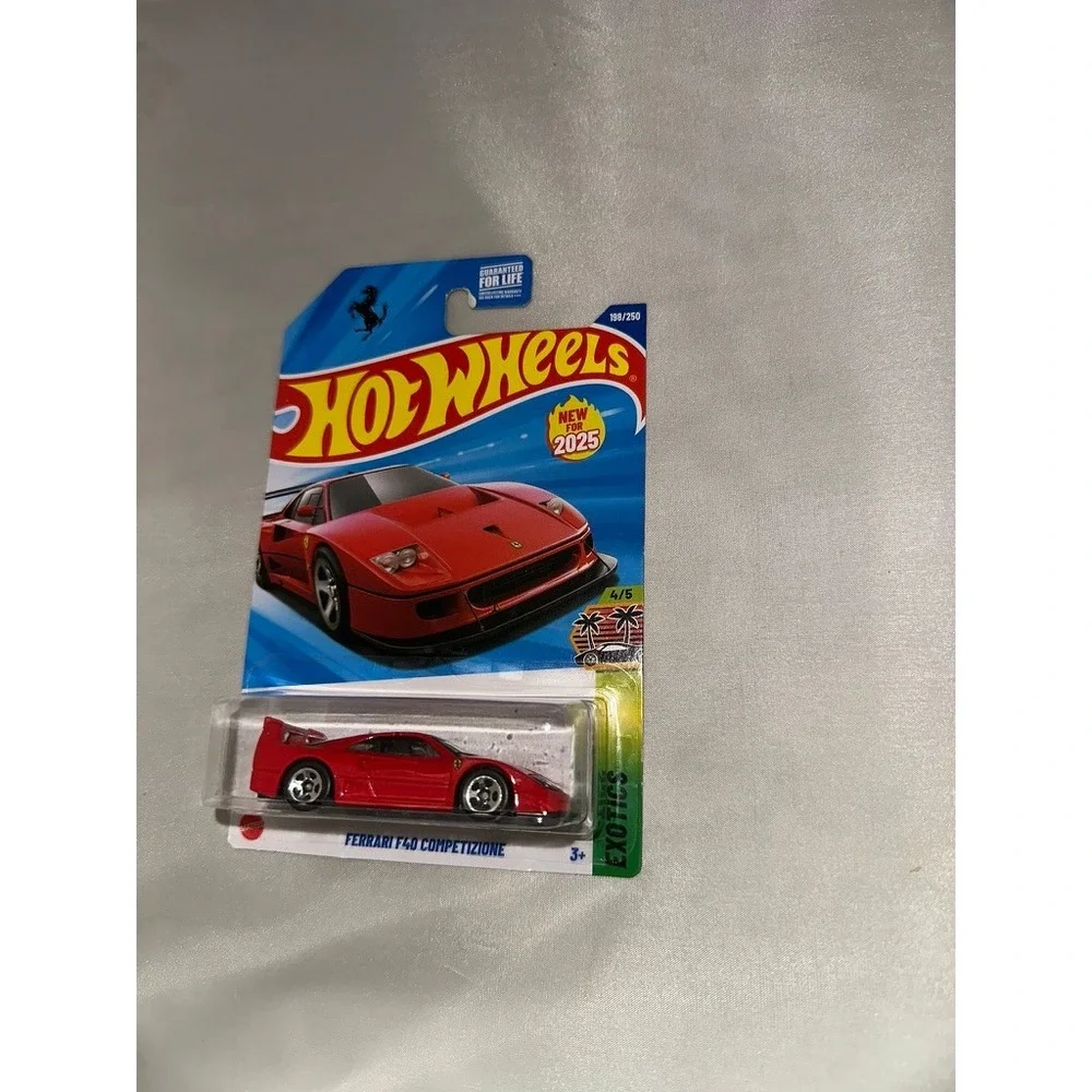 Hot Wheels Ferrari F40 Competizione Red 2025 HW Exotics 198/250 New 2025 1:64